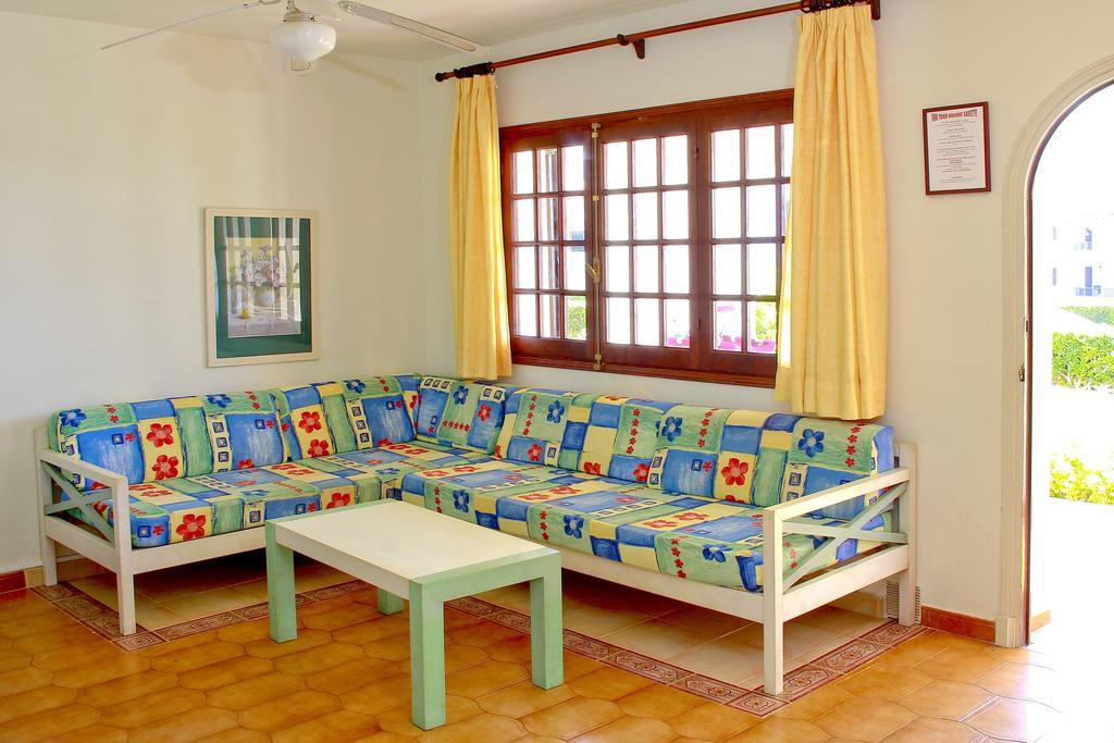 Apartamentos Son Bou Gardens By Menorcarentals Cameră foto